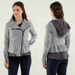 Women’s Lululemon Athletica gray hooded Bust A Move zipped Jacket Sz‎ small